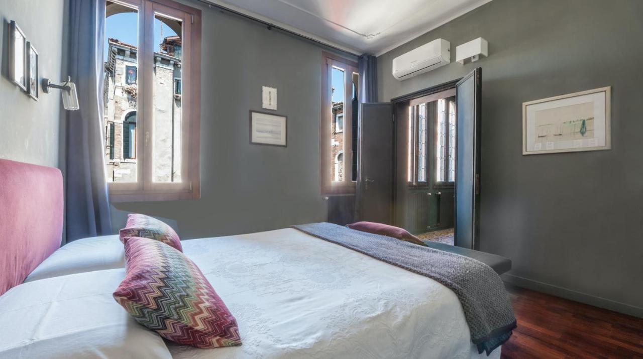 Stylish Renovated Apartment In The Heart Of The City 威尼斯 外观 照片